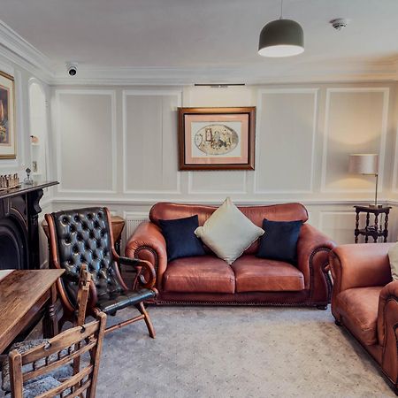 Newport Quay Bed & Breakfast Bagian luar foto