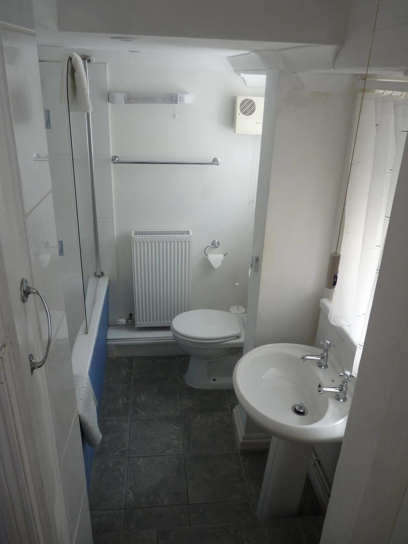 Newport Quay Bed & Breakfast Bagian luar foto