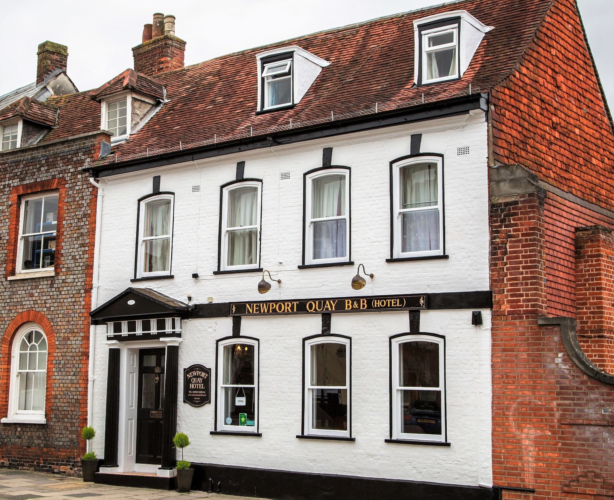 Newport Quay Bed & Breakfast Bagian luar foto